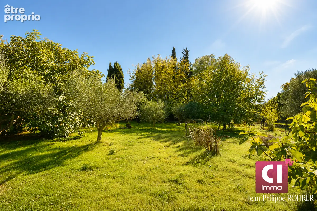Maison de Prestige à Vendre à Besse-sur-Issole - photo 14