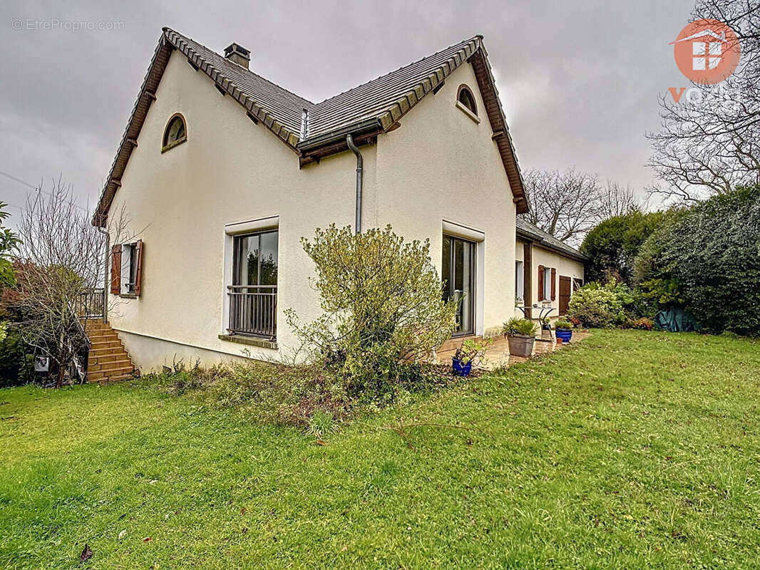 Maison à COARRAZE