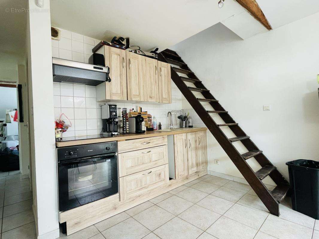 Appartement à ROUVRES-SAINT-JEAN