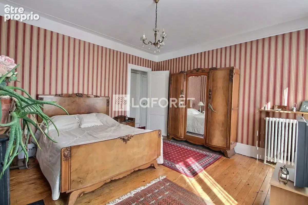 Nanterre Ville - Charmante maison de caractère de la fin du XIXème siècle - photo 12