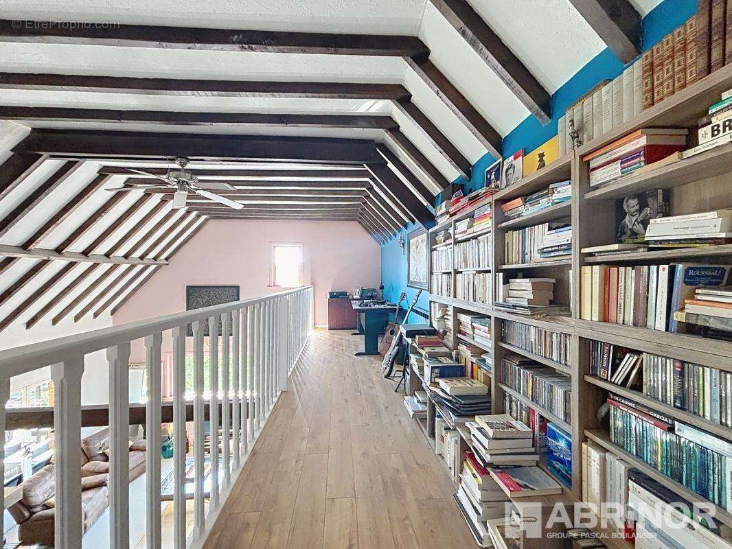 Semi plain-pied individuel developpant 150m² habitables - photo 9