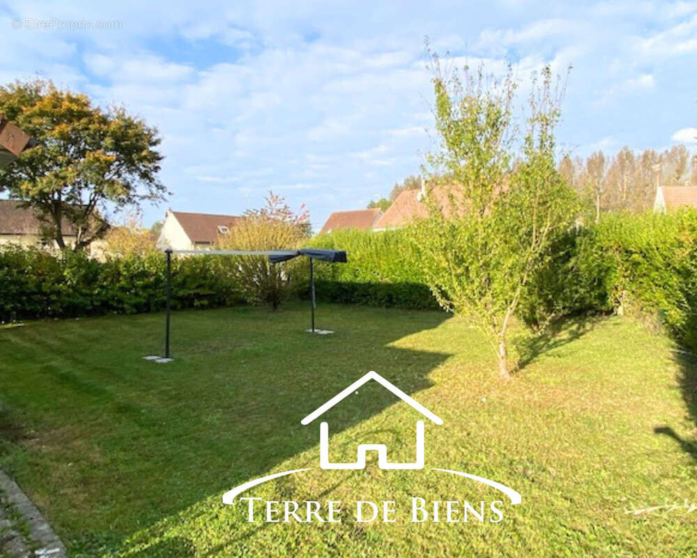 Maison à VIC-SUR-AISNE