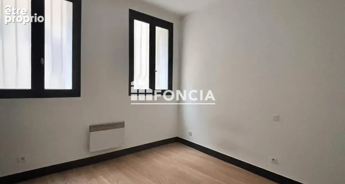 Pézenas – Appartement T3 rénové en plein centre-ville - photo 7