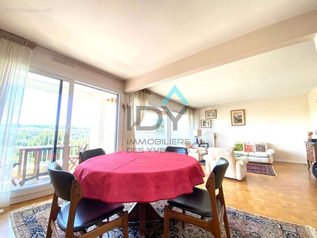 Appartement à MARLY-LE-ROI
