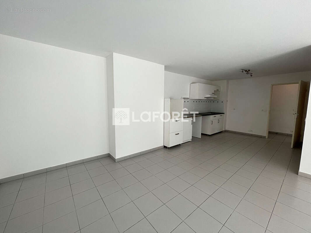 Appartement à JUVIGNAC