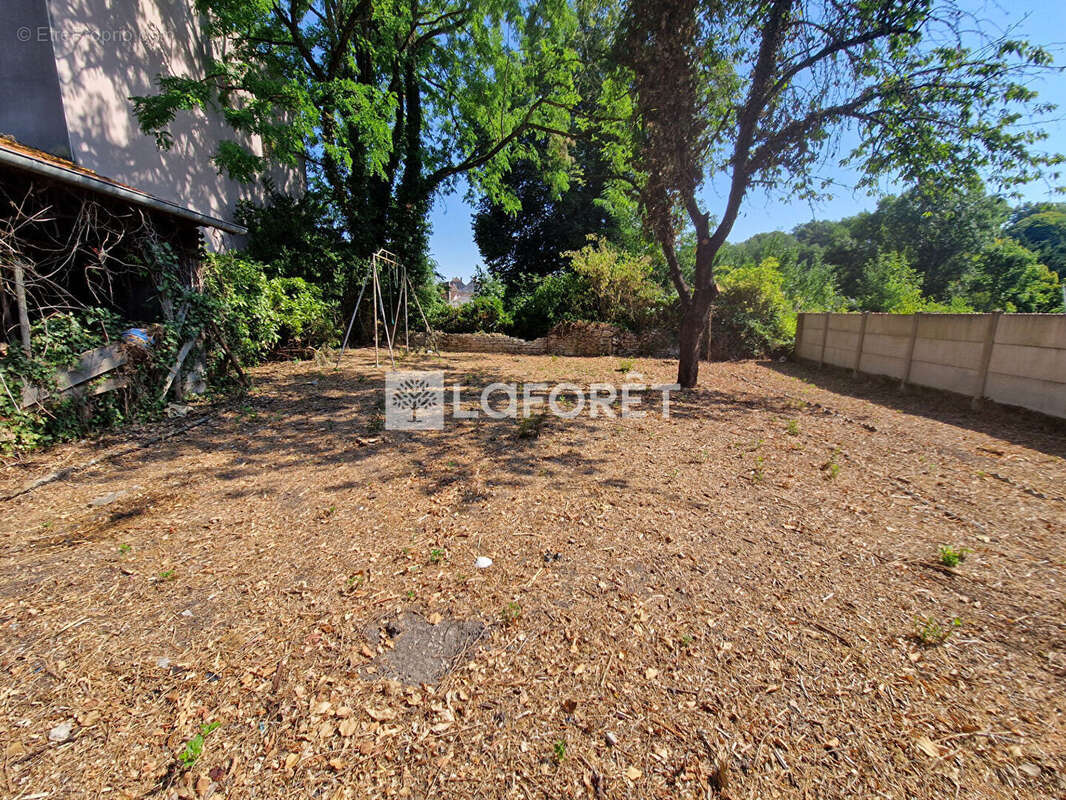 Maison à DAMPIERRE-SUR-SALON