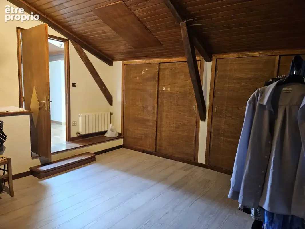 Ferme moderne avec une seconde maison à rénover - photo 25