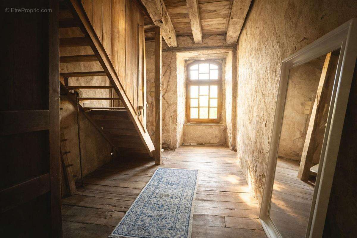 Maison à RULLAC-SAINT-CIRQ