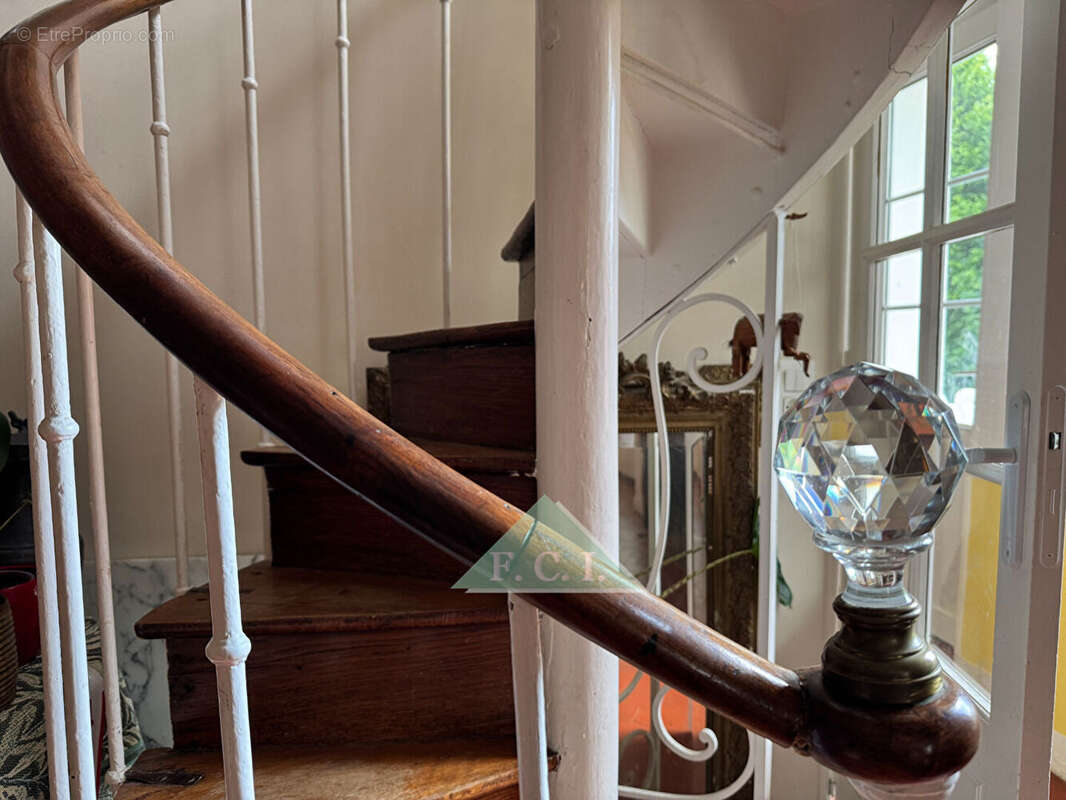 Maison à SAINT-MARTIN-DES-CHAMPS