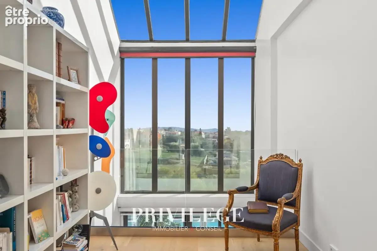 Nice   villa contemporaine avec piscine, vue dégagée et aperçu mer   domaine sécurisé - photo 22