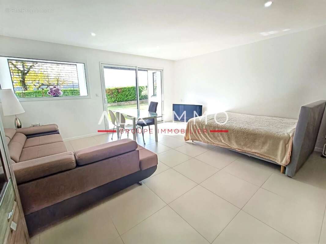 Appartement à VETRAZ-MONTHOUX