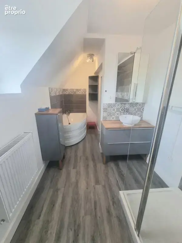Maison de Maître,4 chambres,stationnements,terrasse,jardin - photo 13