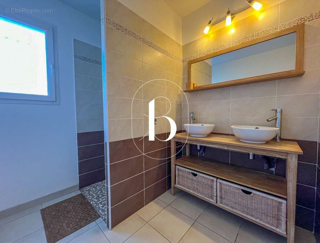 Maison à GOUDARGUES