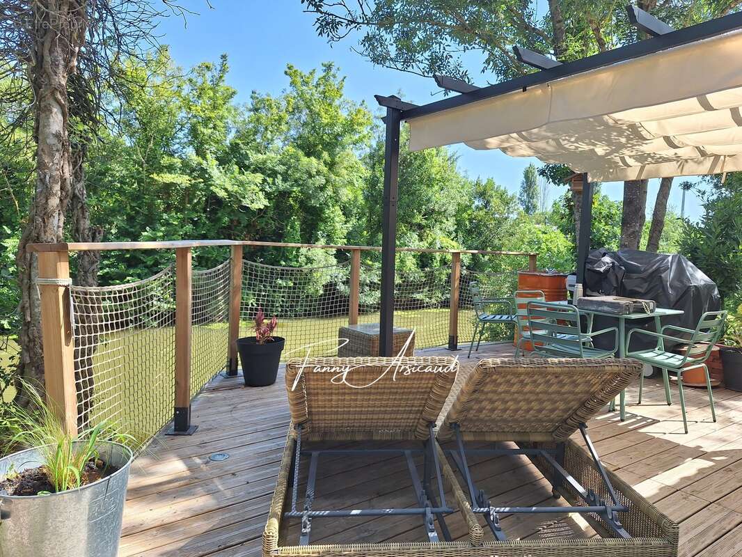 Maison à L&#039;ILE-D&#039;ELLE