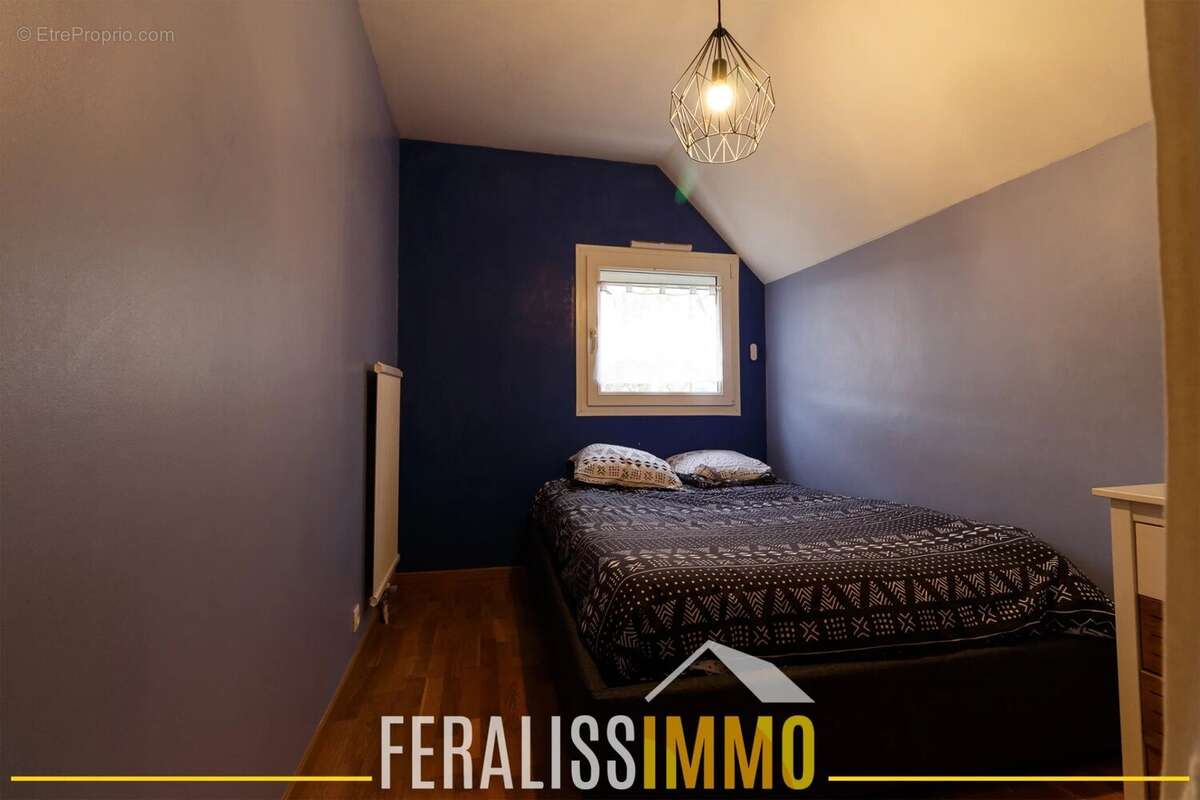 Maison à JOUY-LE-MOUTIER