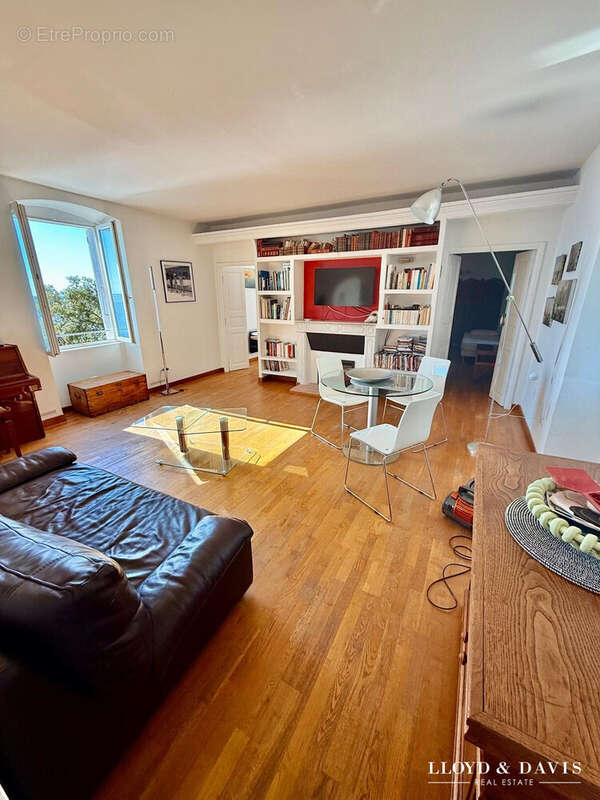 salon  - Appartement à BRANDO