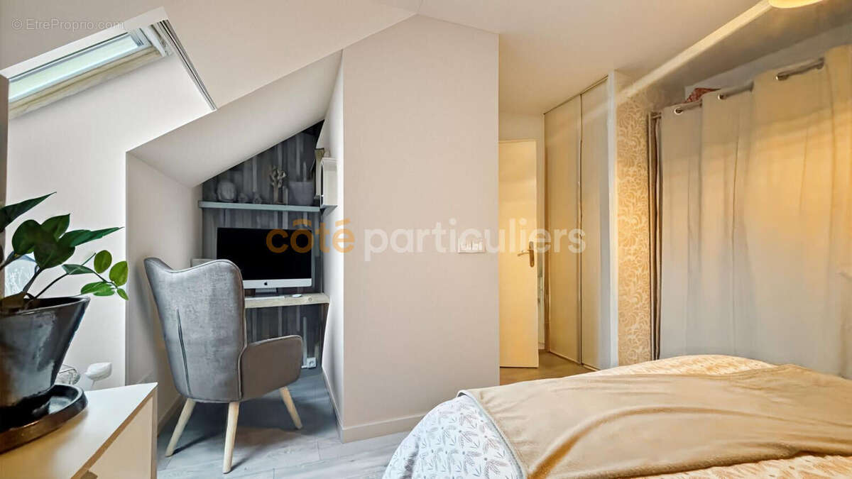 Appartement à MOISSY-CRAMAYEL