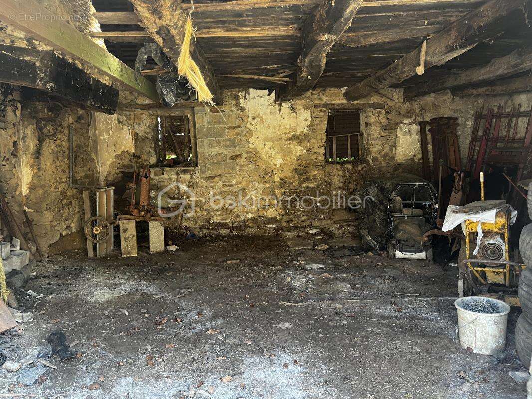 2 Maisons avec fort potentiel sur plus de 1 hectare - photo 20