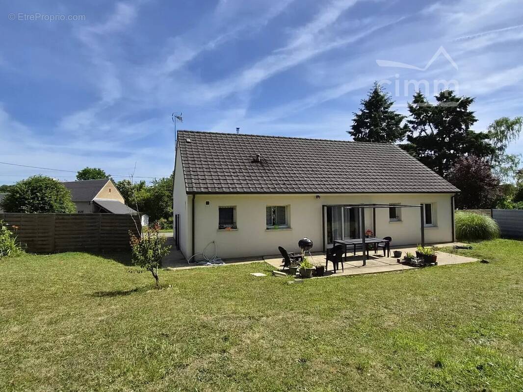 Maison à SAINT-MARTIN-D'AUXIGNY
