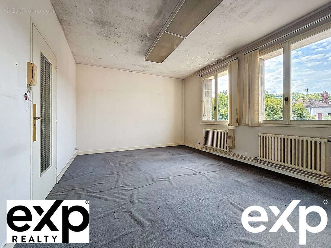 Appartement à MEZIERES-SUR-SEINE