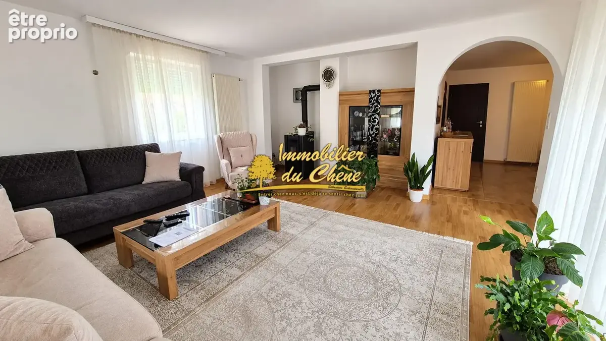 Maison 6 pièces 195 m² à vendre à Luxeuil-Les-Bains (70300) - photo 3