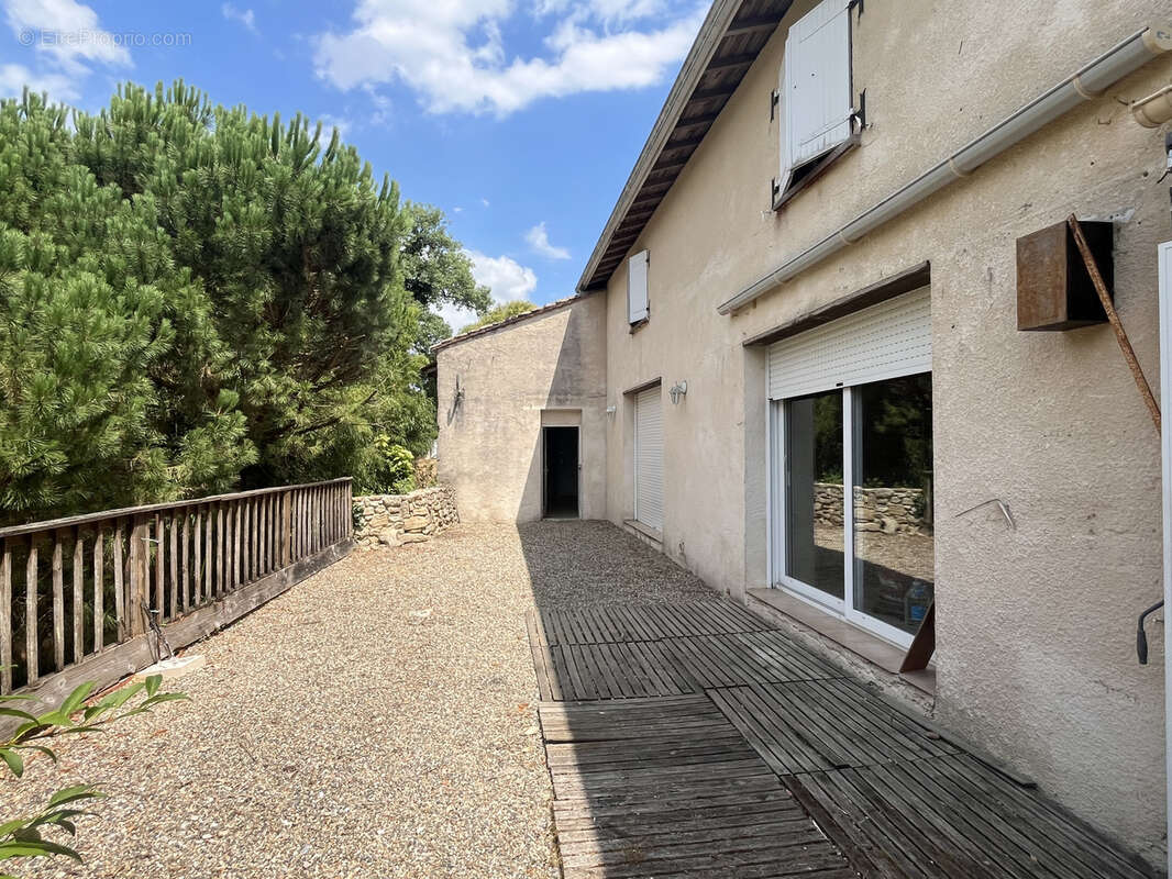 Maison 195 m2 10 minutes de La Reole et Sauveterre de Guyenne avec jardin de 1400m2 - photo 24