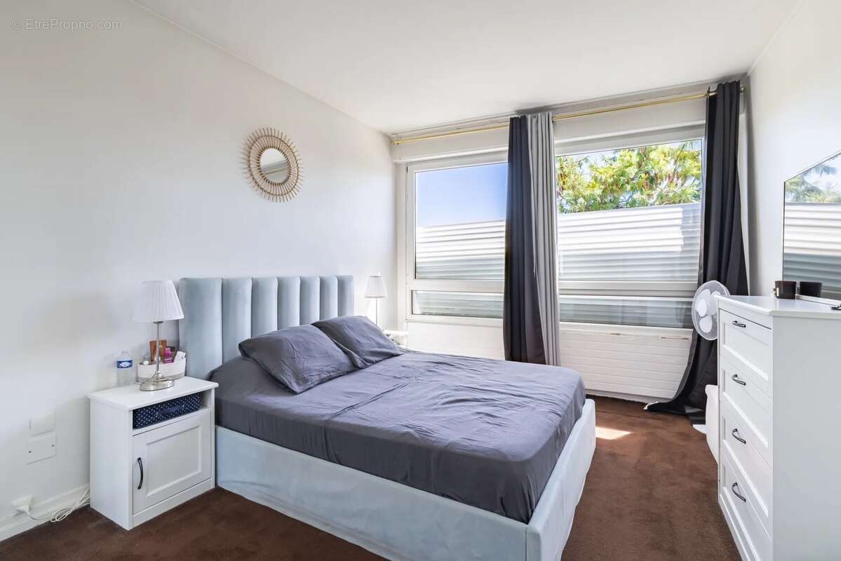 Appartement à vendre 5 pièces AUBERVILLIERS (93) - photo 9
