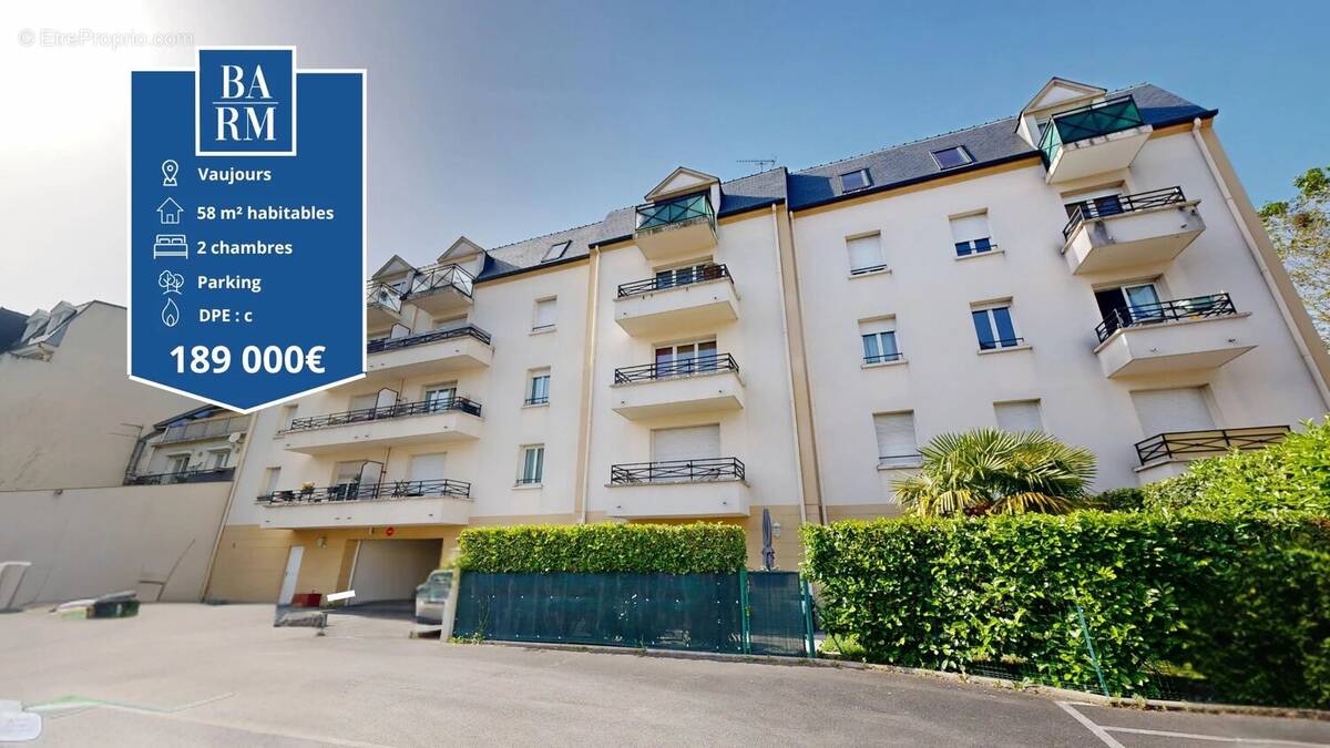 Appartement à VAUJOURS