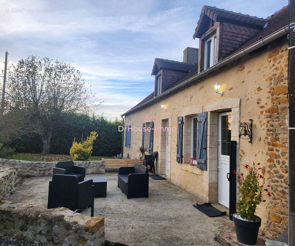 Maison à COURCEMONT