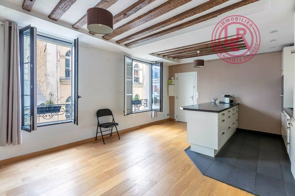 Appartement à PARIS-12E