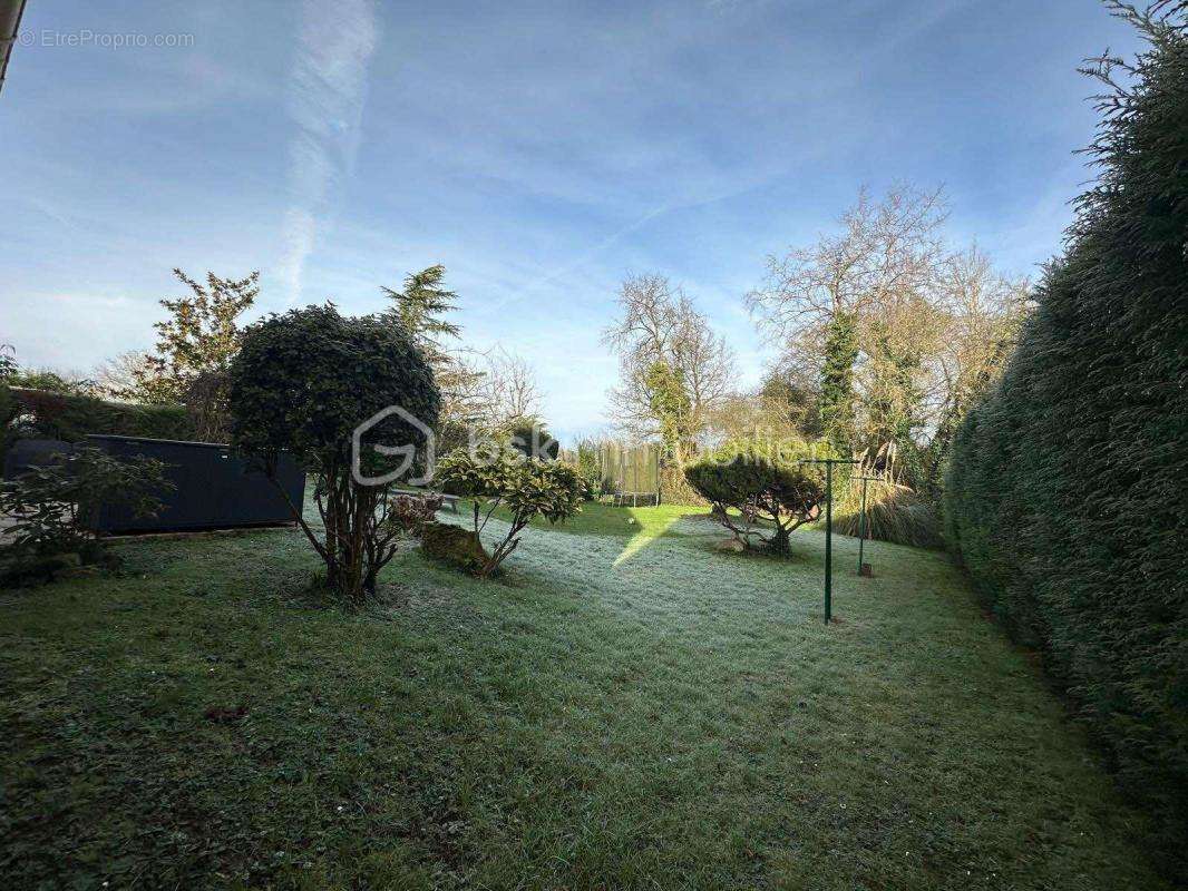 Maison à BRIE-COMTE-ROBERT