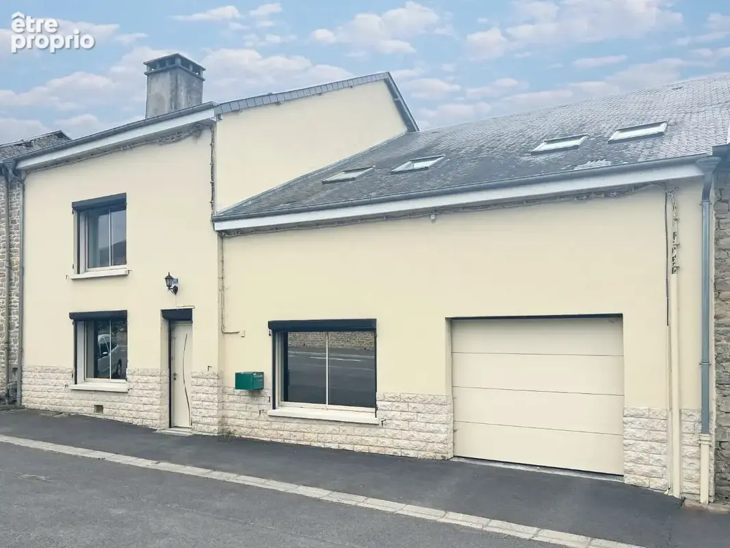 Maison avec garage - Maison à CLIRON