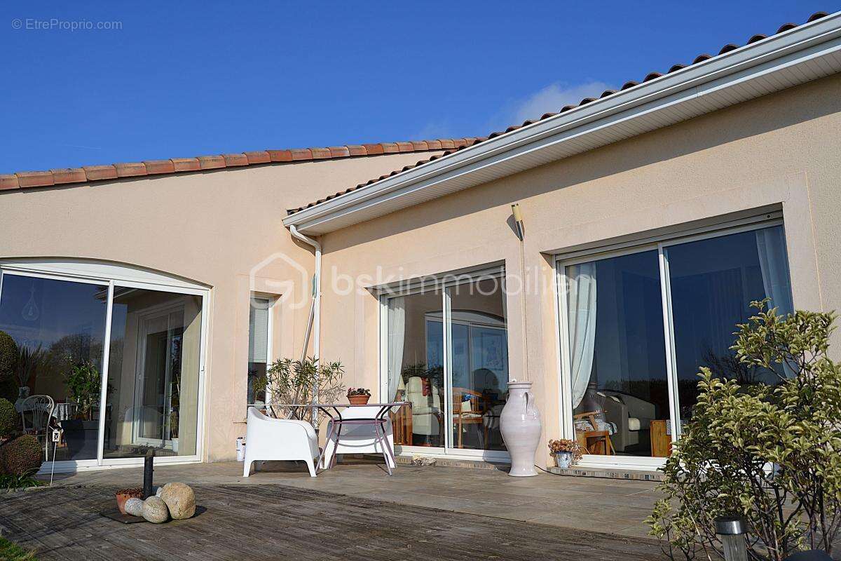 Maison à VILLEFRANCHE-DE-LAURAGAIS