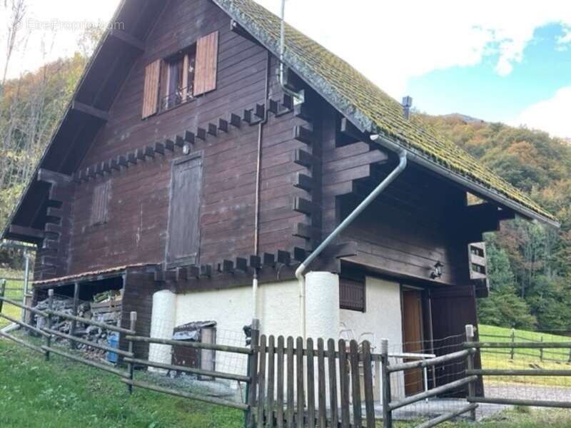 Maison à CAMPAN