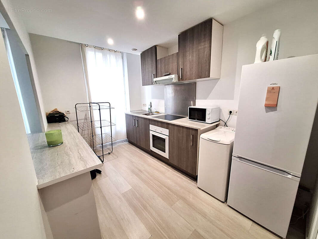 Appartement à MARSEILLE-7E