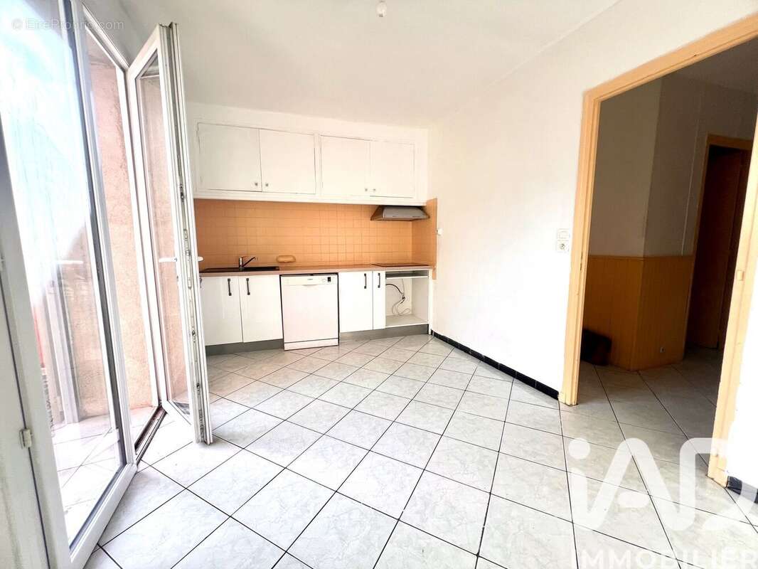 Photo 4 - Maison à SAINT-MAXIMIN-LA-SAINTE-BAUME