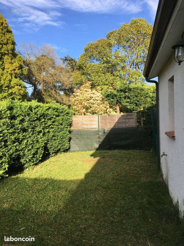 Grand appartement à acheter 92000 € à Montauban (82) - photo 2