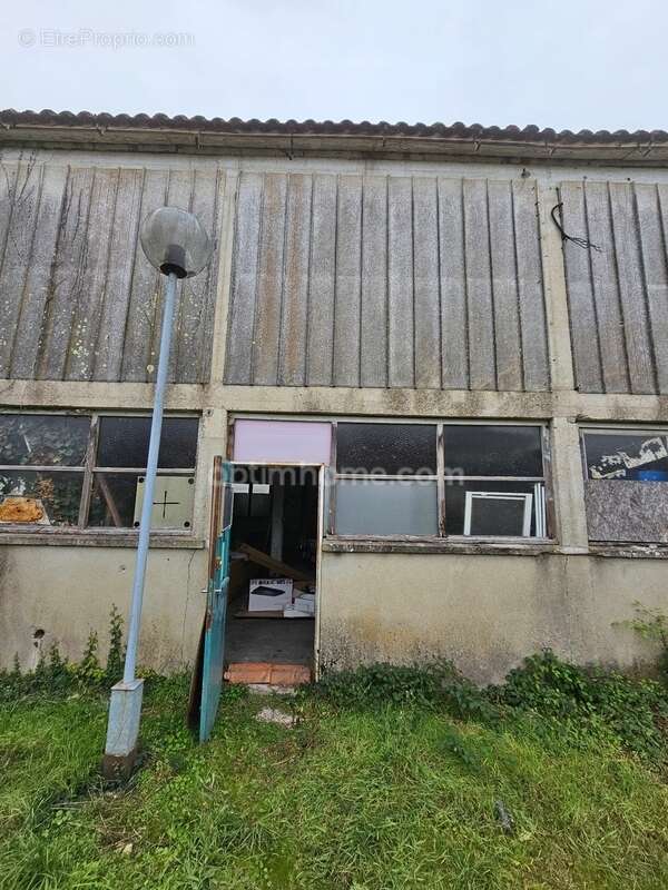 Maison à L&#039;ISLE-D&#039;ESPAGNAC