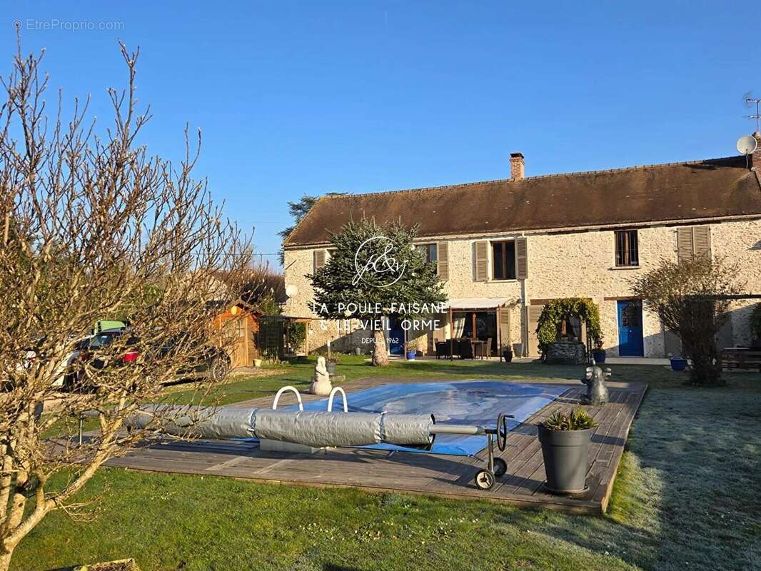Maison à ROCHEFORT-EN-YVELINES