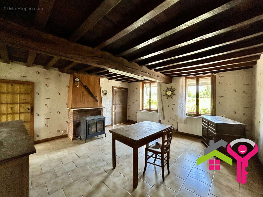 Maison à PRISCHES
