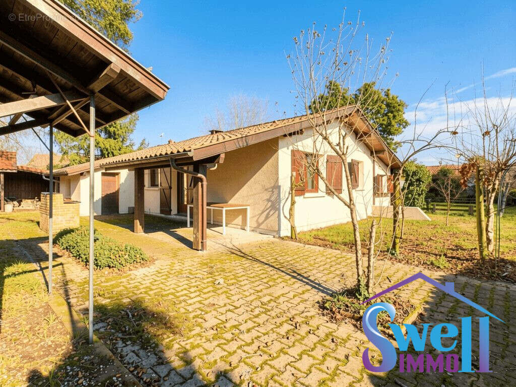 Maison à SAINT-MICHEL-ESCALUS