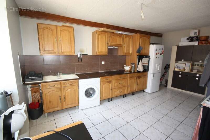 Maison à vendre 5 pièces CHALEY (01) de 100 m² plus terrain de 64 m² - photo 4