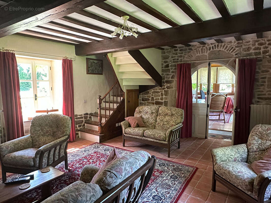 Maison à RAUVILLE-LA-PLACE