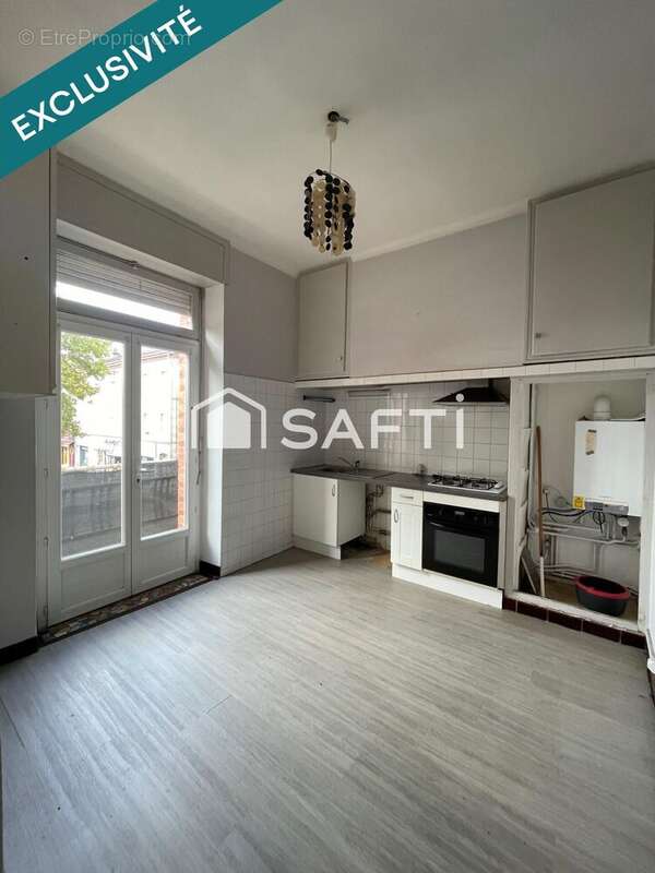 Appartement 548 m² à Carmaux  - photo 8