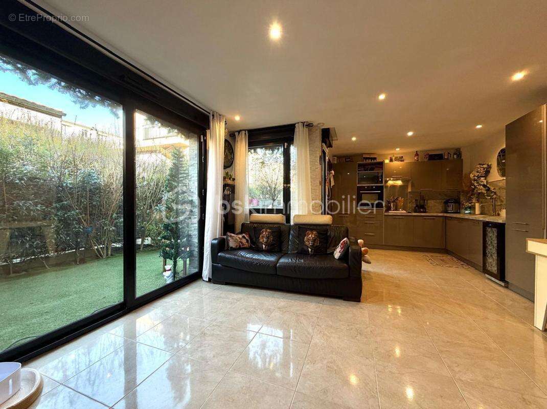 Maison à ROMAINVILLE