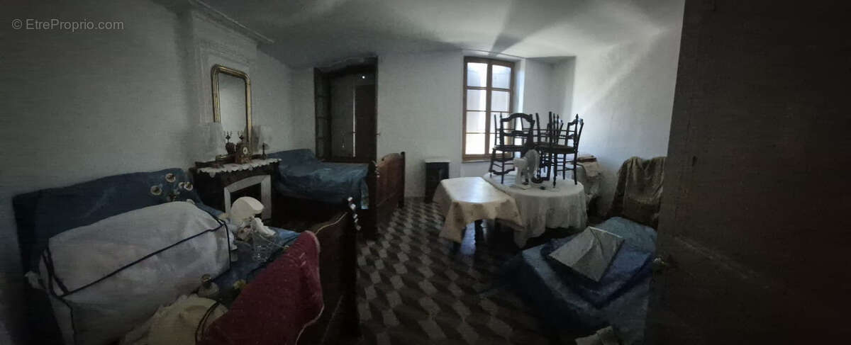 Maison à CAUNES-MINERVOIS