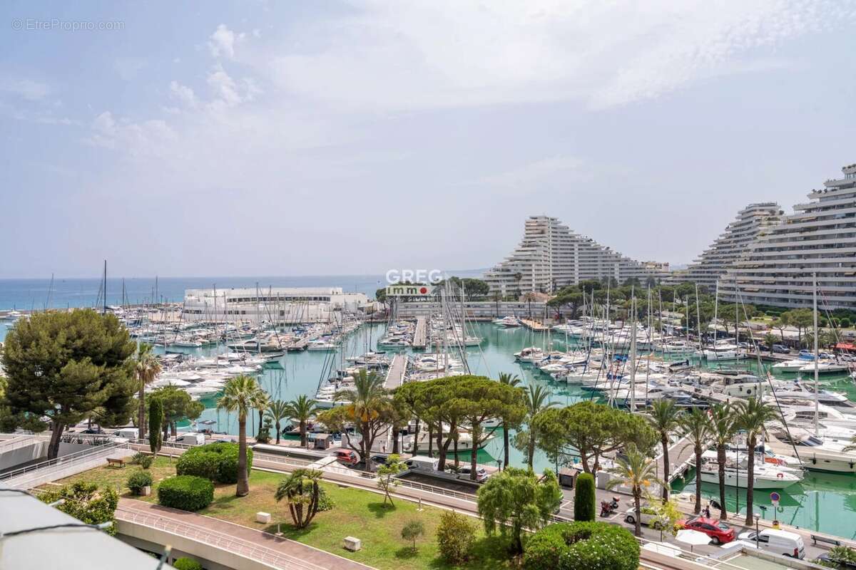 Appartement à VILLENEUVE-LOUBET