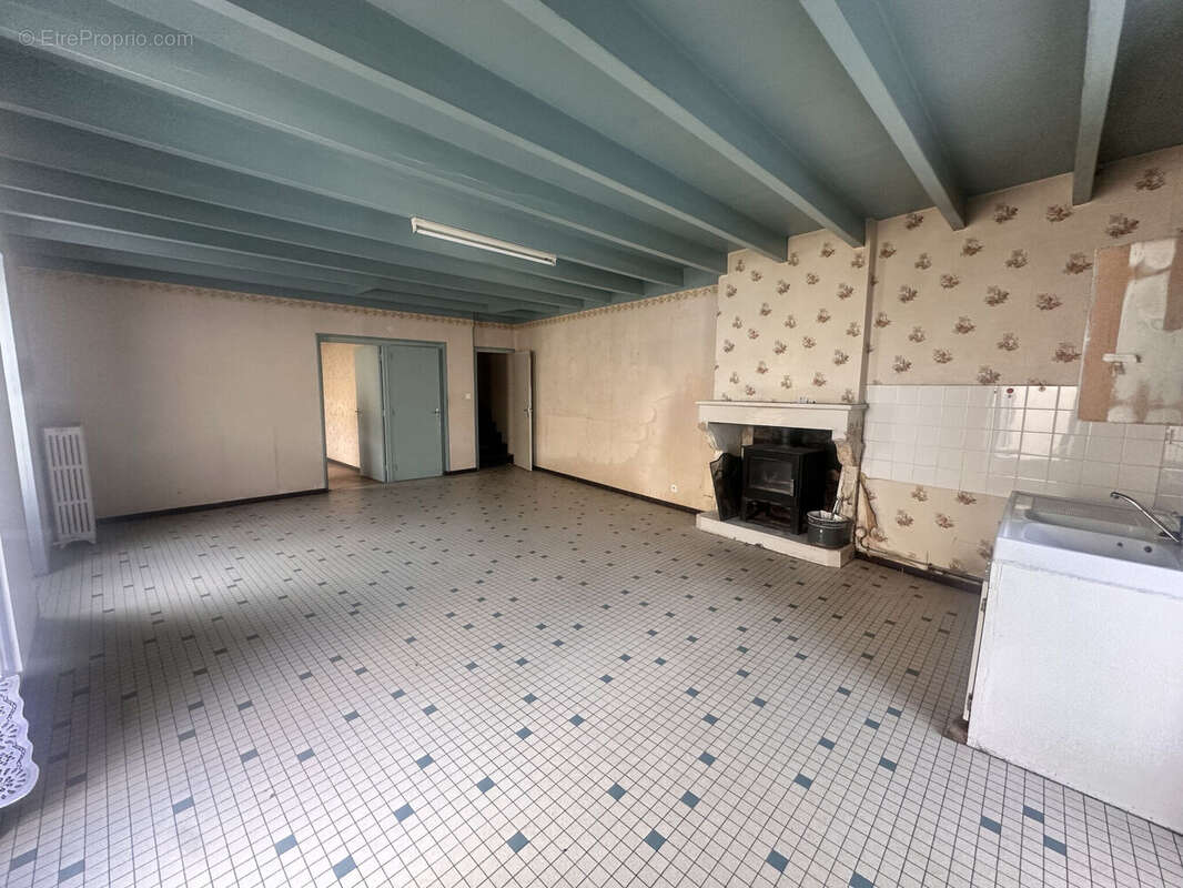 Photo 2 - Maison à COULONGES-SUR-L'AUTIZE