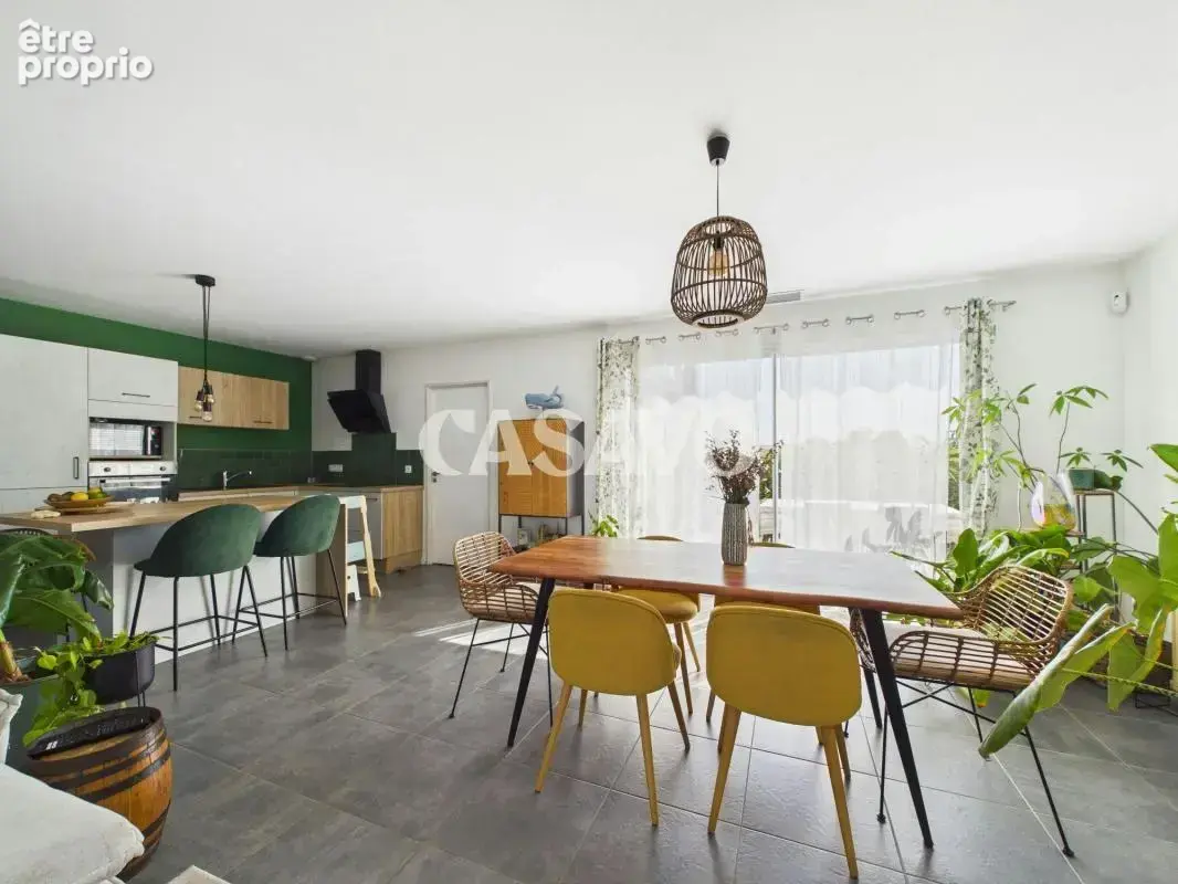 Vente Maison 4 pièces de 109m² - 33780 Soulac-sur-Mer - photo 4