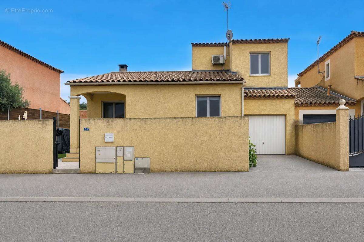 Maison 110m² avec piscine à Gigean - photo 3